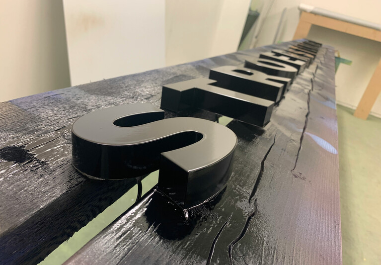 Terhills slider image 1