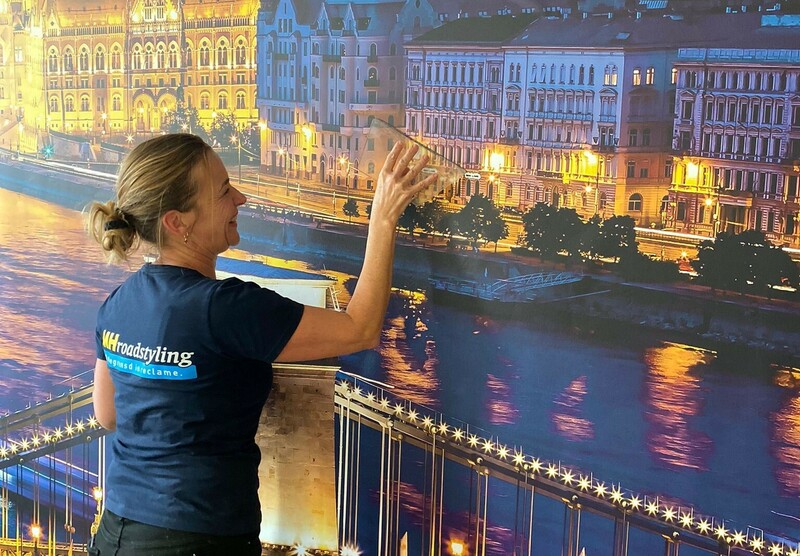 Maak kennis met onze behangspecialist Iris Wierts